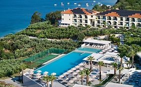 Akrathos Beach Hotel